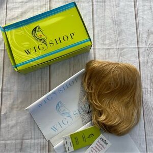 NWT Human hair blonde short wig